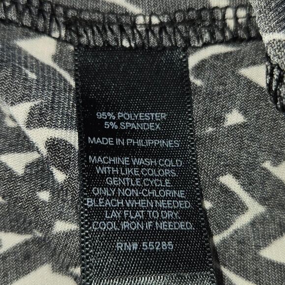 Express XS  Sleeveless Black Back Cut Out Women's Top Shirt Blouse Miss Size 0 2 - Picture 4 of 7